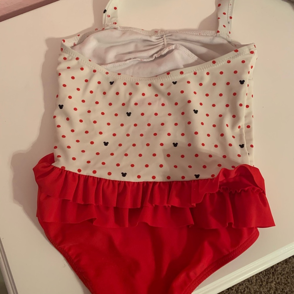 Swimsuit - Picture 3 of 4